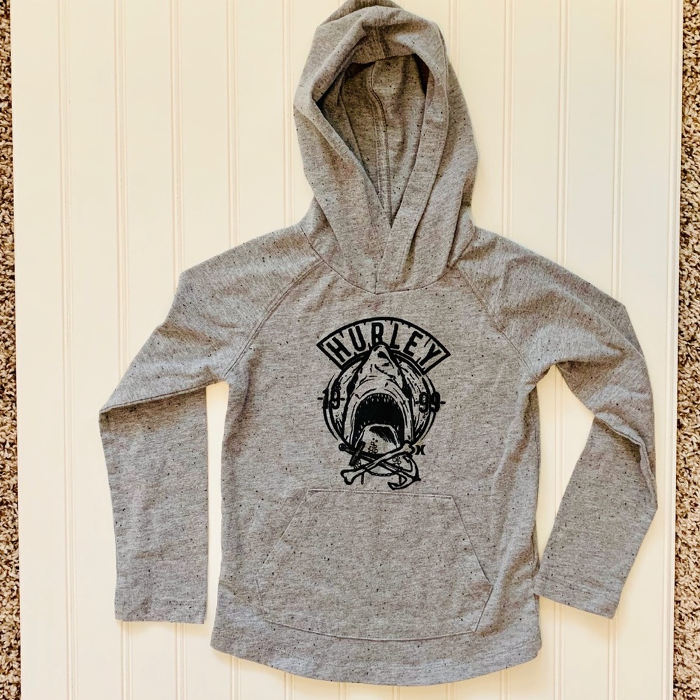 Long sleeve shirt with hood